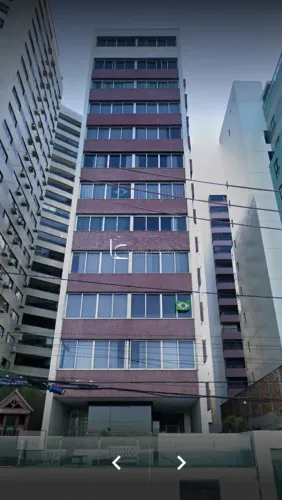 Apartamento Cobertura à Venda na Avenida Boa Viagem com 4 Quartos / 385 m²