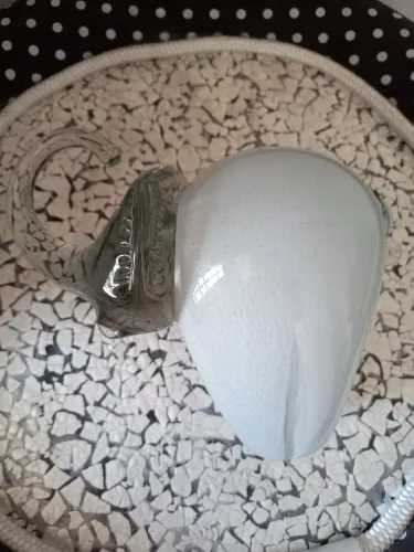 Vendo Escultura na forma de elefante em vidro de murano com interior branco. Leia.