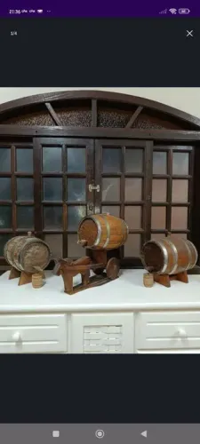 Vendo boi de madeira e toneis de madeira "DECORATIVOS" VIDE OBSERVAÇÃO.