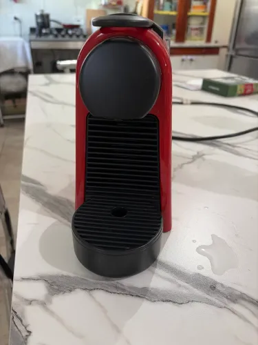 Cafeteira nespresso essenza mini vermelho
