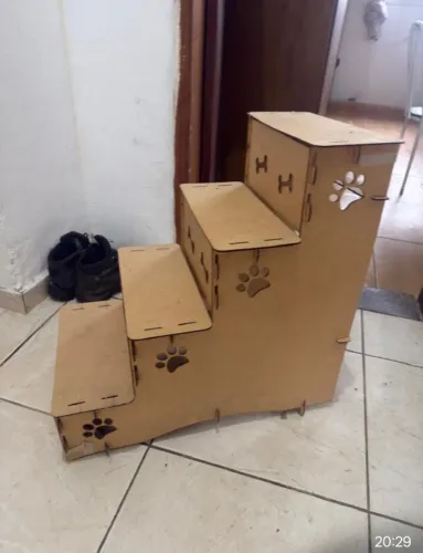 Escadinha para cachorro em MDF com 4 degraus 