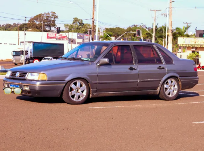 Volkswagen Santana CLI /CL /C 1.8/2.0 /SU 2.0 2p/4p (álcool) 1995