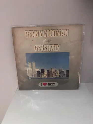 Plays Gershwin - Benny Goodman