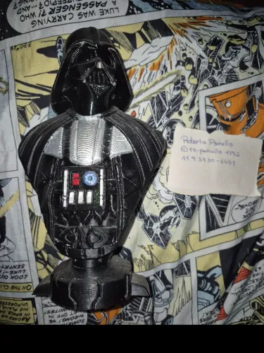 Figure Star Wars Darth Vader feito em impressora 3D 