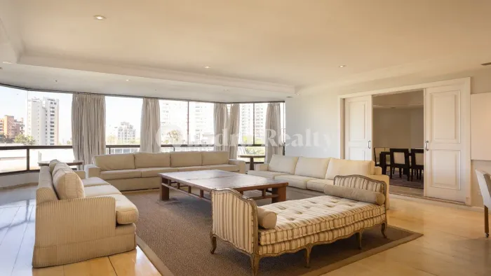 Apartamento mobiliado no Condomínio Parco Dei Principi