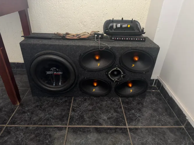 Som Automotivo Completo Zetta + JBL + Stetsom + Subwoofer e Caixa