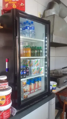 Geladeira expositor de refrigerante