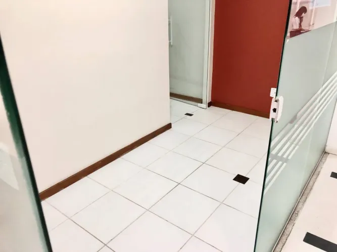 ALUGUEL DE LOJA COMERCIAL NO LESTE SHOPPING EM CABO FRIO/RJ