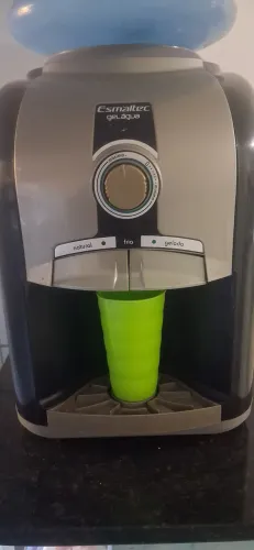 Bebedor di água de mesa esmaltec