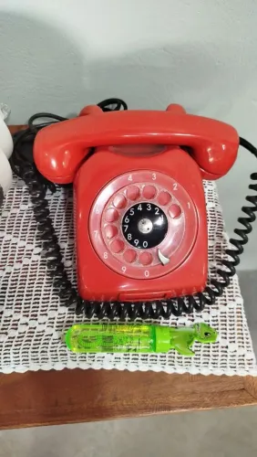 Telefone antigo .