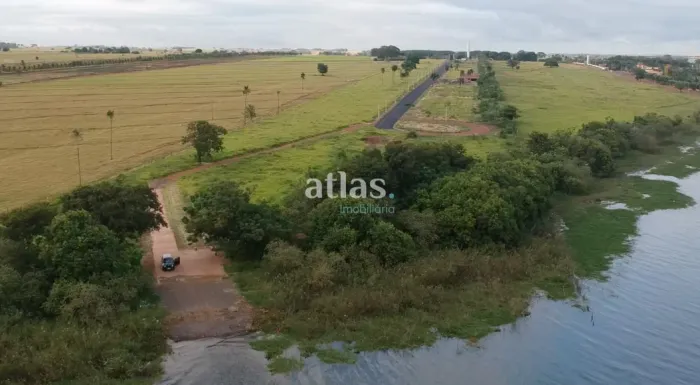 Lotes de rancho parcelado direto com loteadora no Rio Paraná