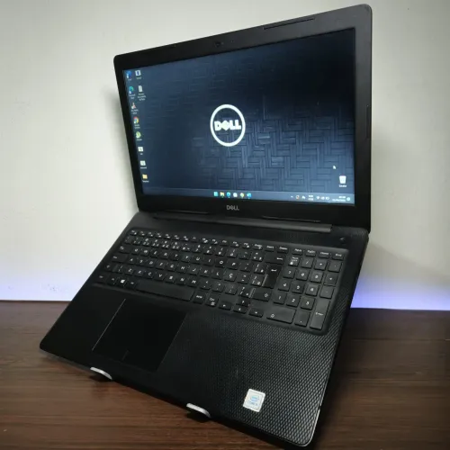 Notebook Dell Seminovo (i5 8ª Geração ? 8GB RAM ? Tela 15.6 ? SSD 256GB