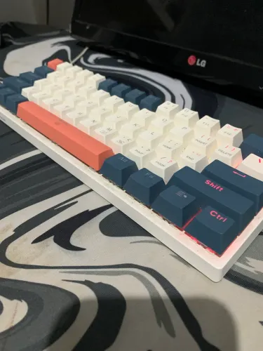 Teclado machine k500 em bom estado , pra sair rápido !!