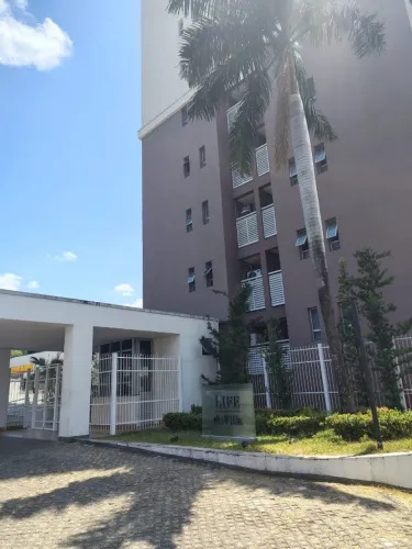 Vende-se lindo apartamento no Cond. Life da Villa