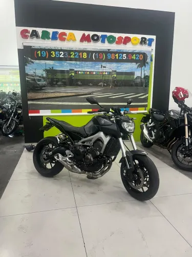 YAMAHA MT-09