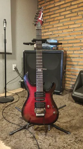 Ibanez SP2 - Kiko Loureiro - Com case