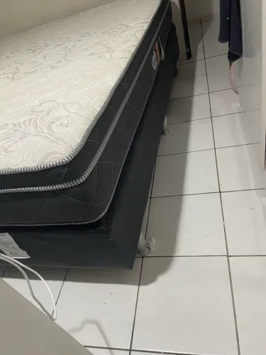 Cama box + colchão king 