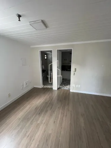 Oportunidade única! Conjunto comercial à venda em SP, 1 sala, 1 vaga de garagem, 52m² no C