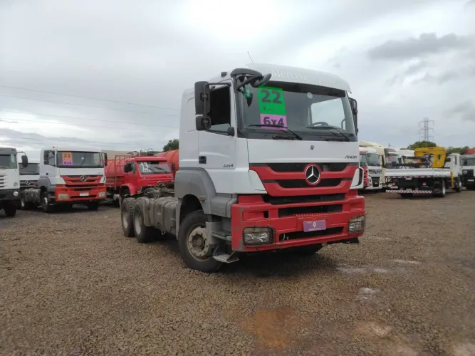 Mercedes-Benz Axor 3344/48 6X4 E5 2022/2022 Vamos Seminovos Ribeirão Preto