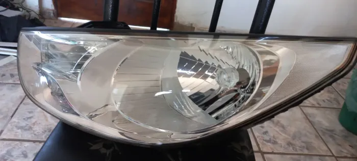 Farol da ix35 lado esquerdo