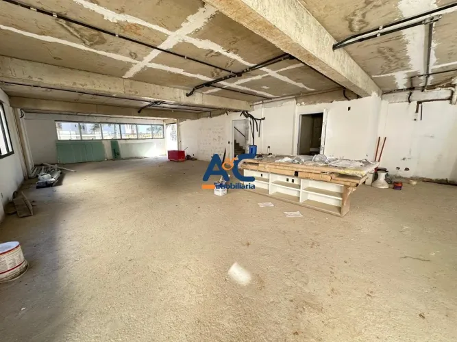 Sala comercial com 200m² no bairro Castelo