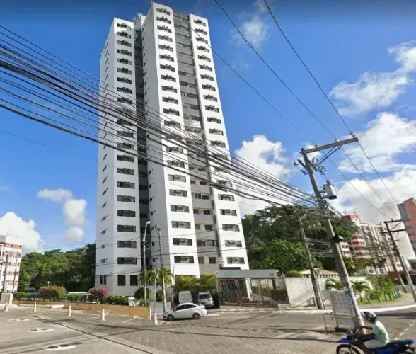 Vendo AP 2/4, Reformado, no Cabula, Entre a UNEB e Quartel do Exercito, Área Privilegiada