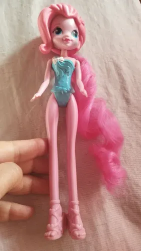 Equestria girls