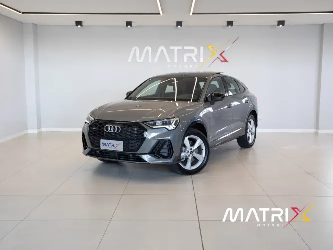 Audi Q3 SPB Perf. Black 2.0 TFSI Tipt. Quat. 2023