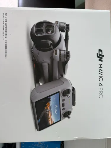 Drone DJI MAVIC 4 PRO C/ 6 BATERIAS E CARREGADOR RÁPIDO