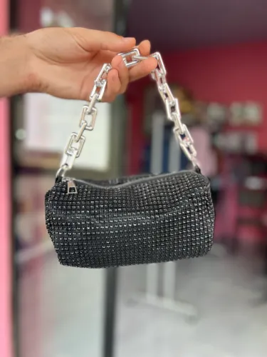 BOLSA DE FESTA LUXO?