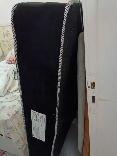 Vende-se cama box casal.