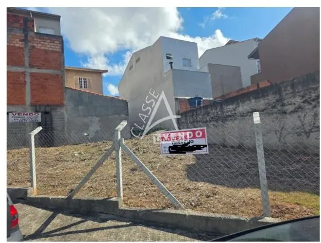 Terreno com 348,50 m², no Parque São Vicente em Mauá, ideal para investimeno.