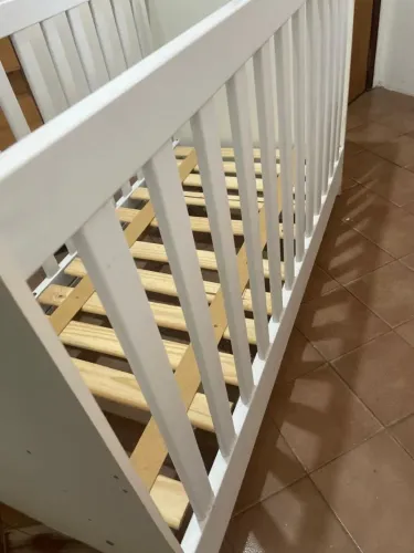 Berço com colchão novo