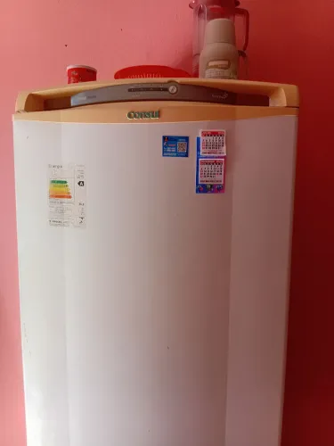 Gelafeira com defeito Consul