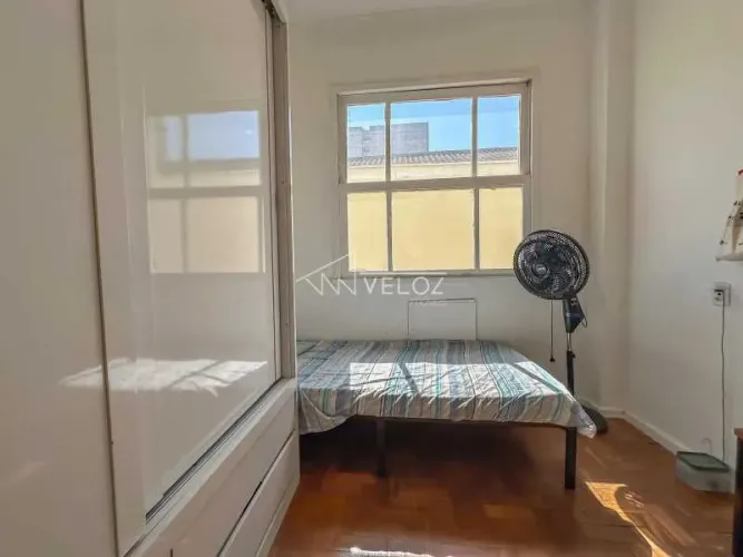 Apartamento : / Residencial / Laranjeiras