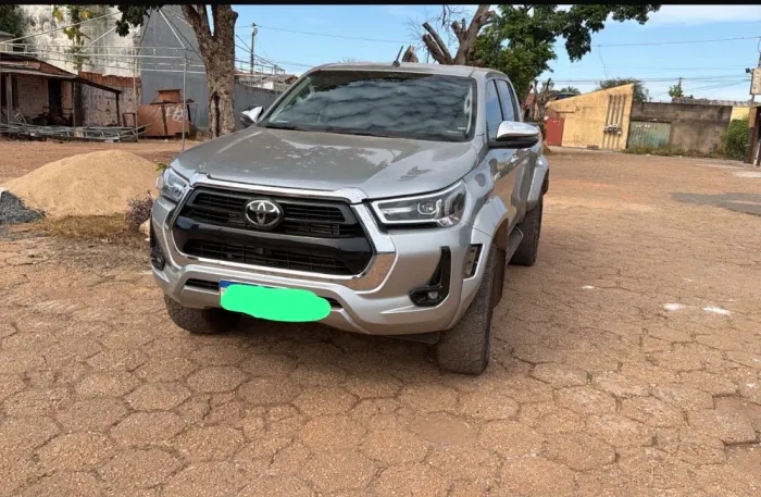 Toyota Hilux CD SRX Plus 4X4 2.8 TDI Die. Aut. 2024
