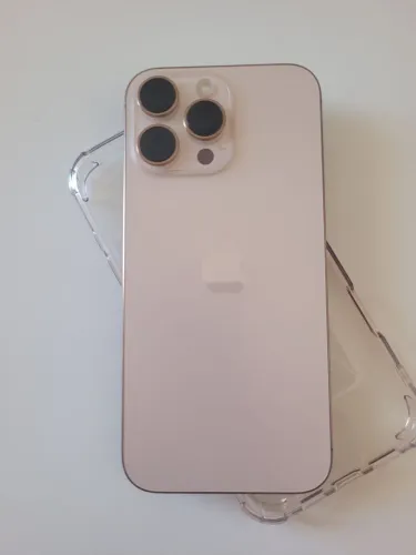 Aparelho celular muito novo