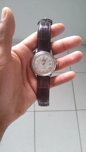 VENDO RELÓGIO ORIENT SEMI NOVO 1100$ LOCALIZADO NO JACINTINHO 
