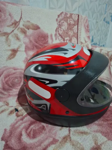 Capacete tauros novo 58 para vender