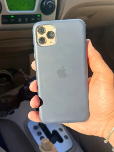 iPhone 11 Pro Max 256 GB Dourado - Muito Conservado