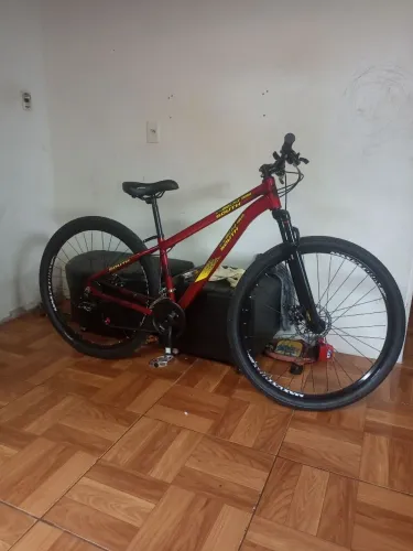 Vendo bicicleta aro 29 21 machas