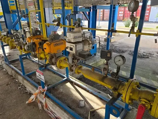 Cavalete De Filtragem, Controle E Medição De Gás Natural