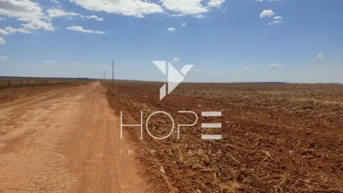 Fazenda à venda com 5.000 hectares - 3.000 ha abertos - Dupla aptidão - estrutura completa