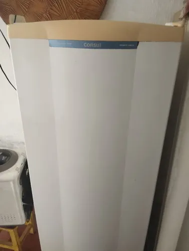 Vende-se geladeira Consul funcionando perfeitamente 