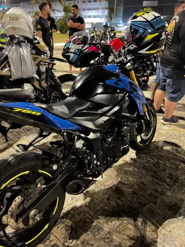 GSX 750 2023 Suzuki