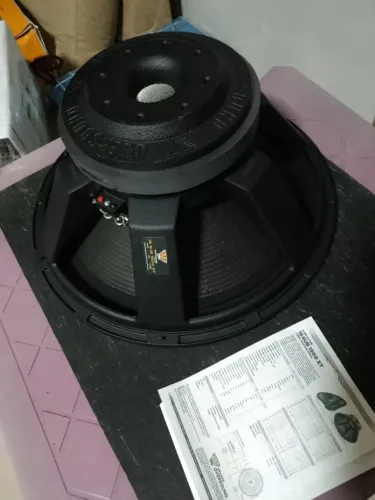 SUB WOOFER 1.500 RMS