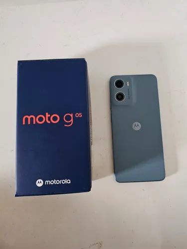 VENDO MOTO G05 128GB / 4GB RAM / NA CAIXA /COMPLETO / SEM DETALHES / POUCO TEMPO DE USO