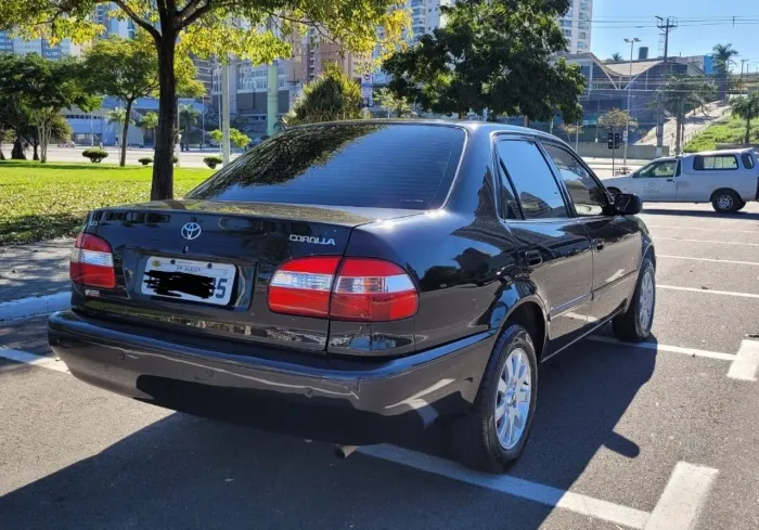 Toyota Corolla XEI 1.8/1.8 Flex 16V Aut. 2000