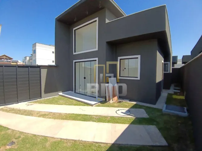 Casa linear à venda em Rio das Ostras no Enseada das Gaivotas, 2 quartos