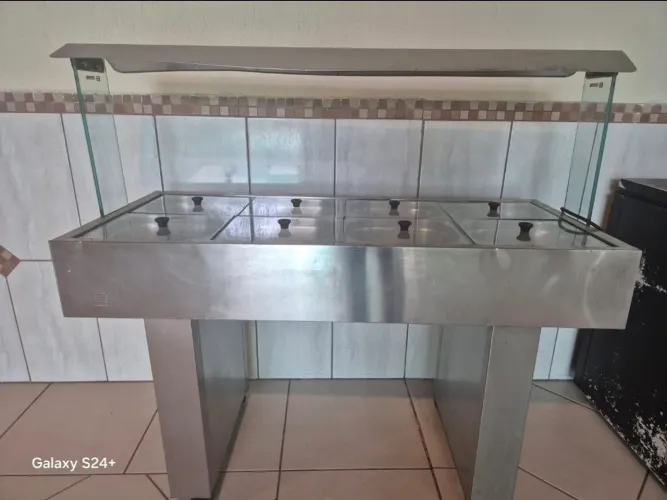 Buffet Térmico Inox Edanca com Vidro - Excelente Estado